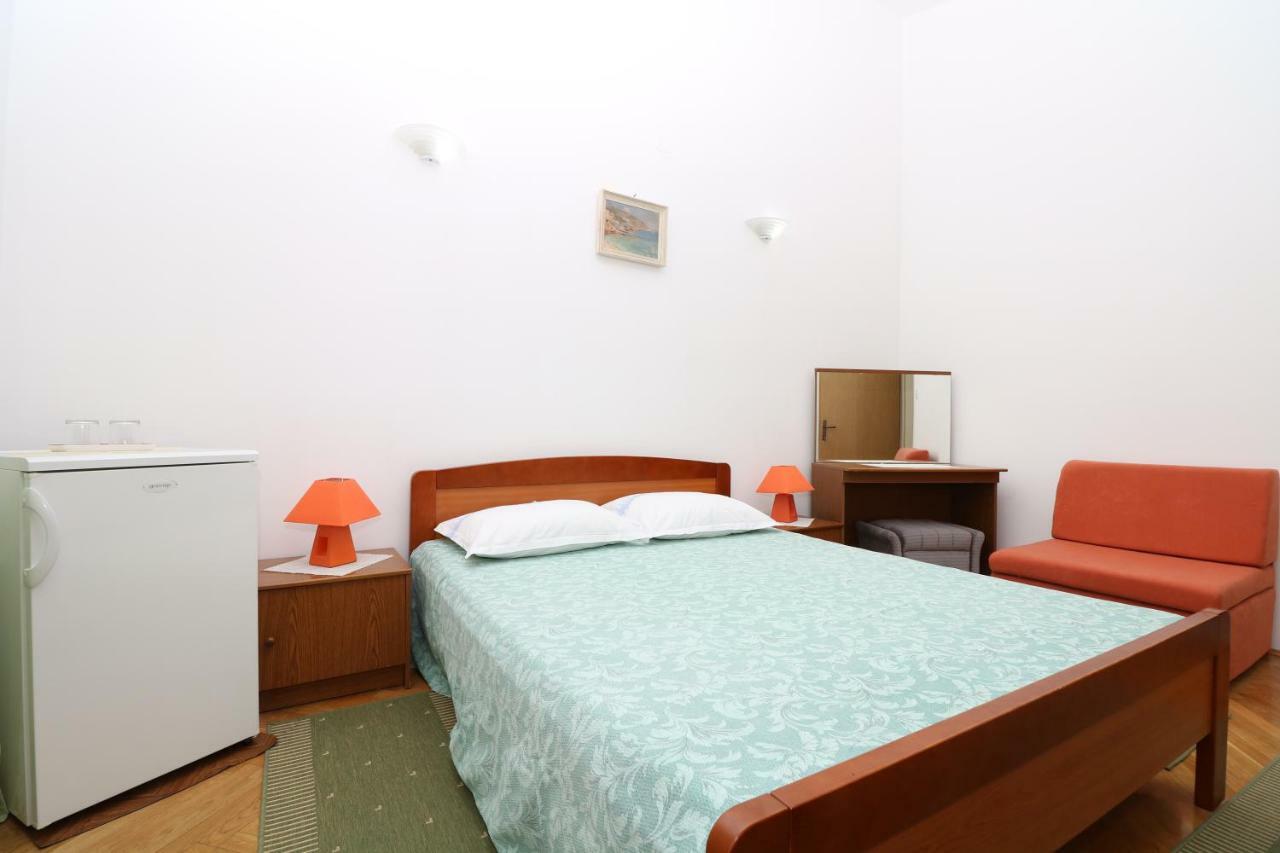 Double Rooms Jasna With Sea View Baška Esterno foto
