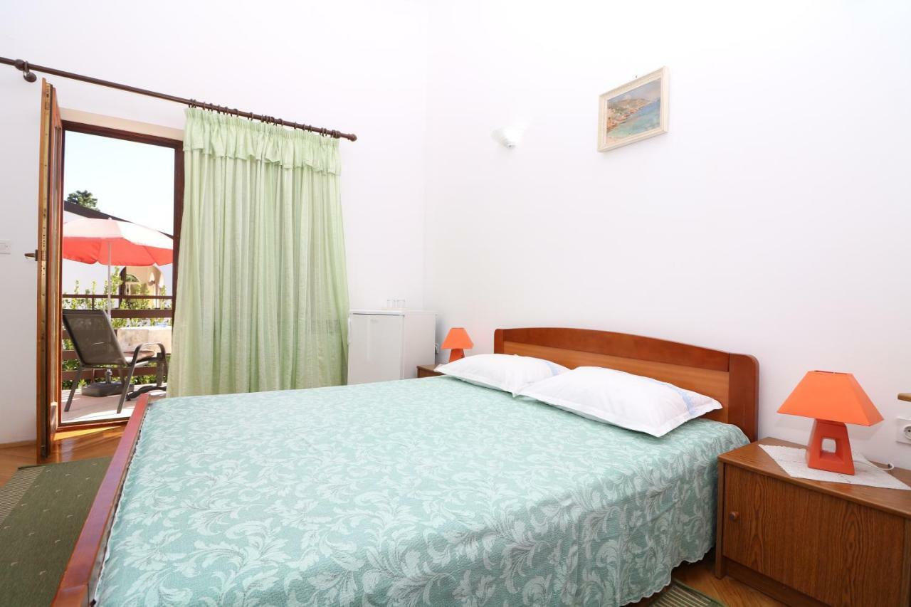 Double Rooms Jasna With Sea View Baška Esterno foto
