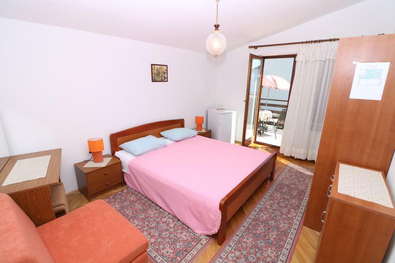 Double Rooms Jasna With Sea View Baška Esterno foto